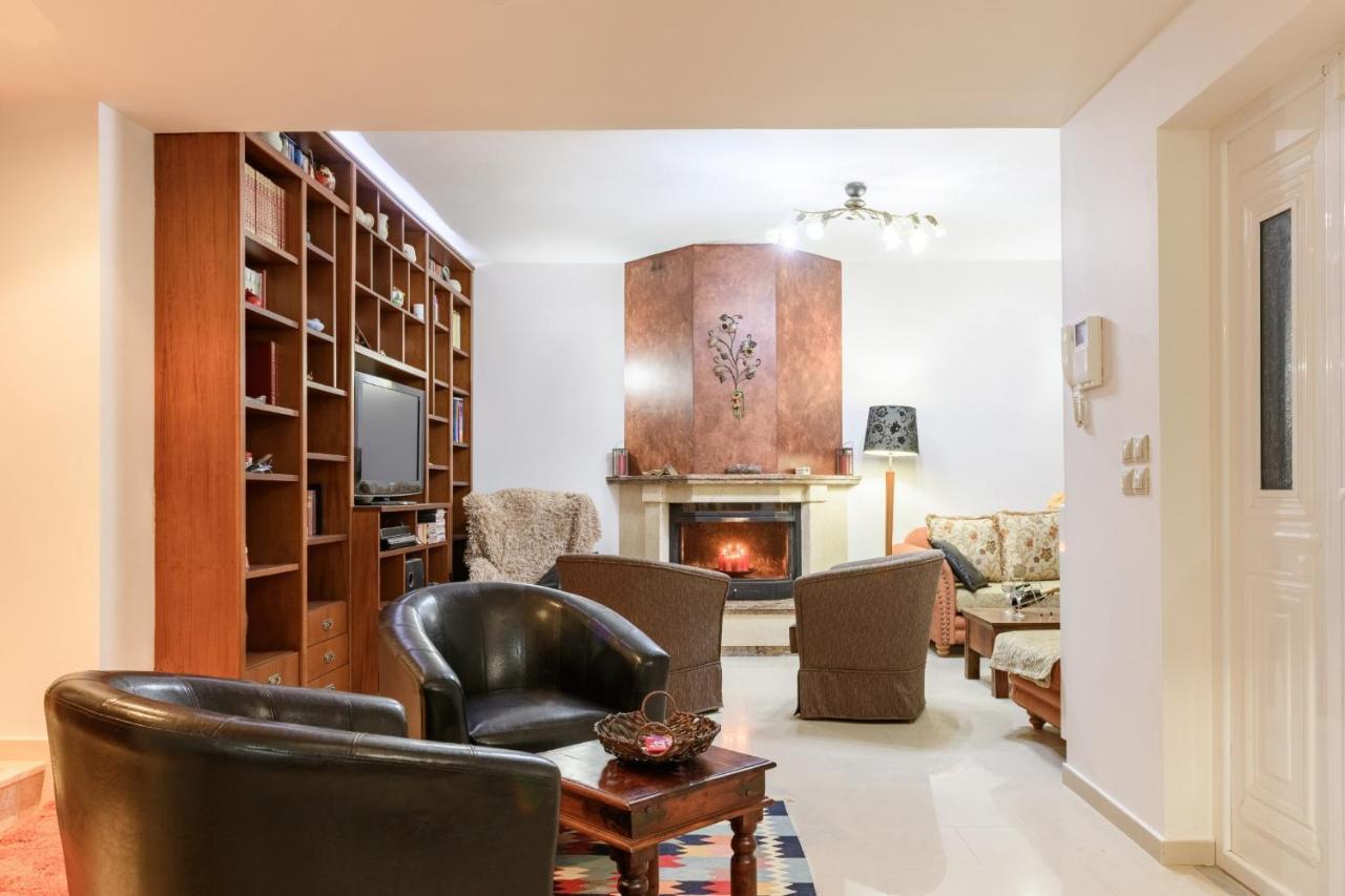 Danae By Corfu Escapes *