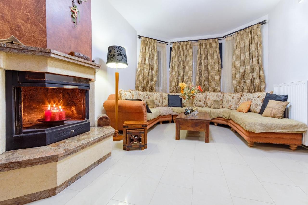 Danae By Corfu Escapes *