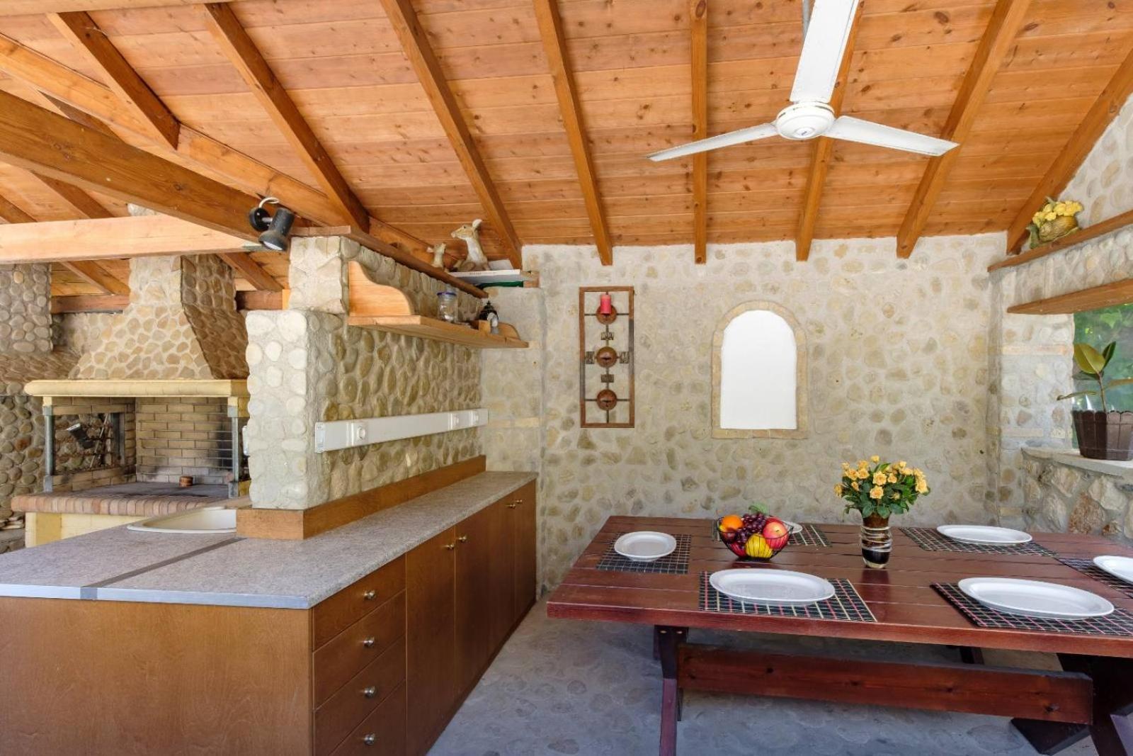Danae By Corfu Escapes * Lefkimmi (Corfu)